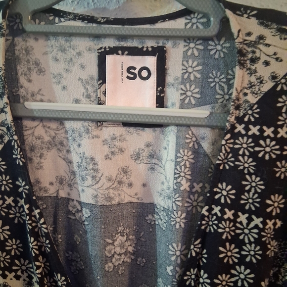 SO Floral Faux Wrap Mini Dress | Long Sleeve Black & Cream Patchwork Print - Picture 6 of 8